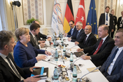 Bundeskanzlerin Angela Merkel trifft den türkischen Präsidenten Recep Tayyip Erdoğan zu einem bilateralen Gespräch. 