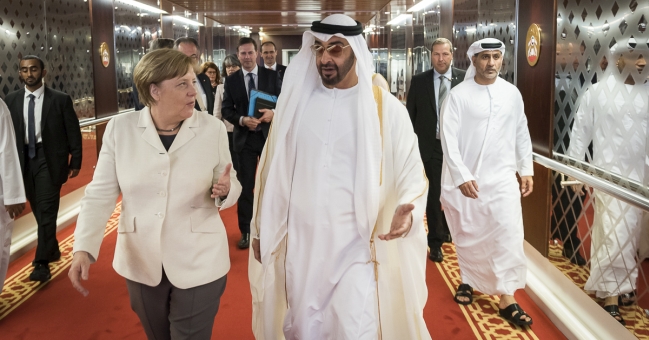 Merkel und der Kronprinz von Abu Dhabi