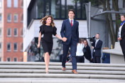 Justin Trudeau, Prime Minister of Canada, and Sophie Grégoire Trudeau arrive at the Elbphilharmonie for the evening programme.
