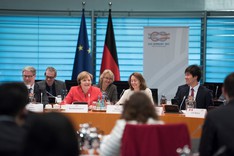 Bundeskanzlerin Angela Merkel beim Treffen mit Jugendlichen aus G20-Staaten.