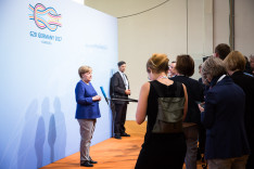 Bundeskanzlerin Angela Merkel bei einem Pressestatement anlässlich der Eröffnung des G20-Gipfels im Internationalen Medienzentrum in der Hamburger Messe.