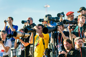 Fotografen verfolgen die Ankünfte der Staats- und Regierungschefs am Hamburger Flughafen.