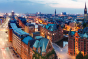  Abendstimmung in der Hamburger Speicherstadt.